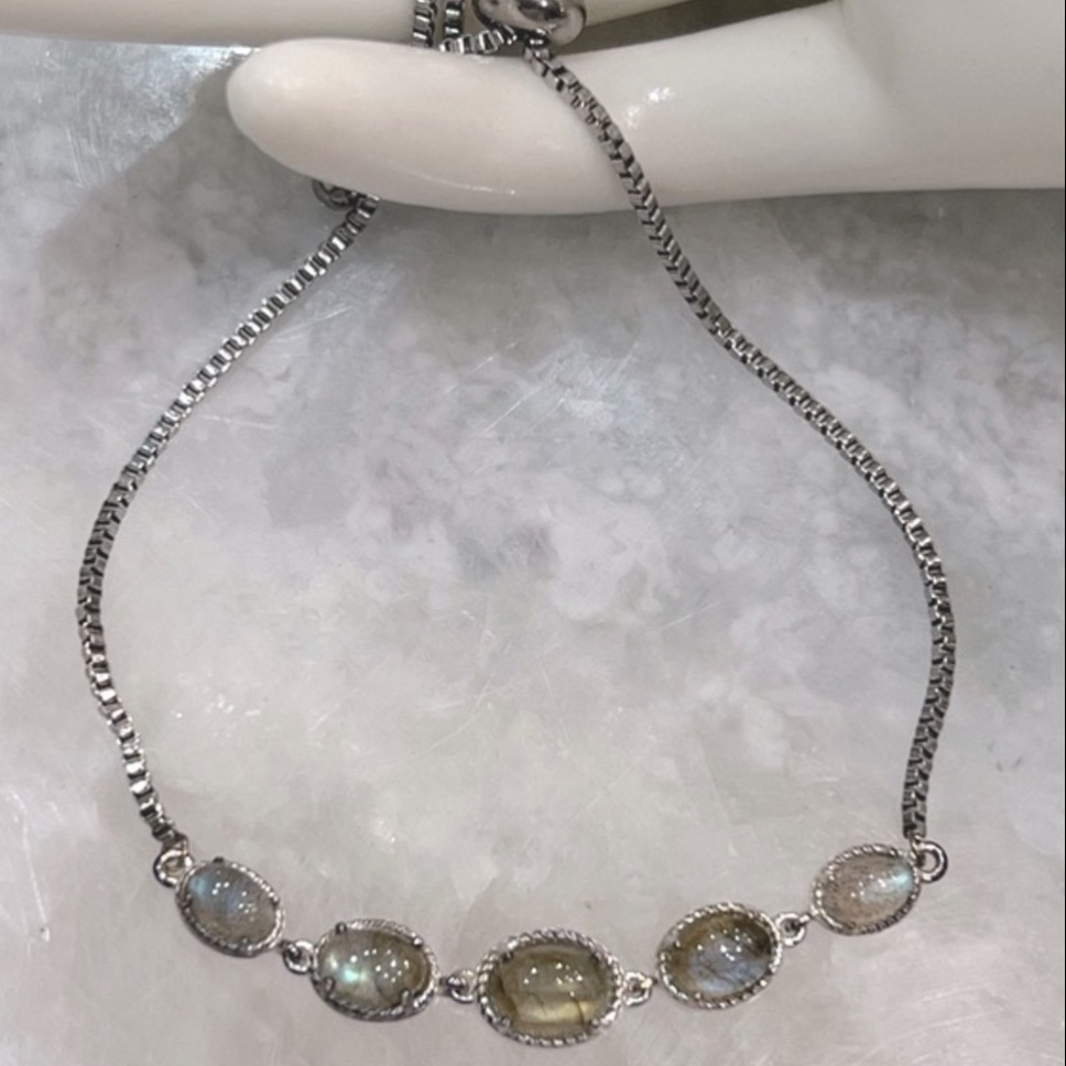 Malagasy Labradorite Sterling Silver Bolo Bracelet